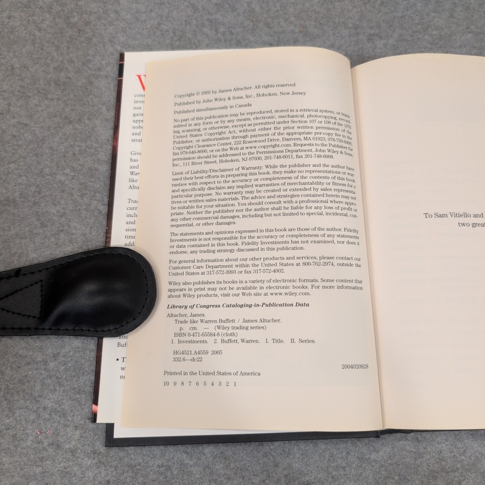 Trade Like Warren Buffett James Altucher Wiley Trading Hardcover 2005 Investing - Picture 3 of 4